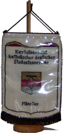 KVM (Wimpel).jpg